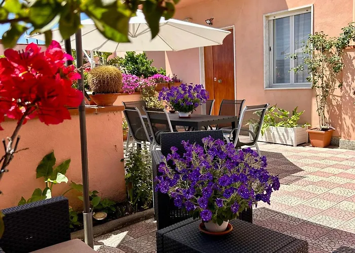 Anthea Bed & Breakfast 3*